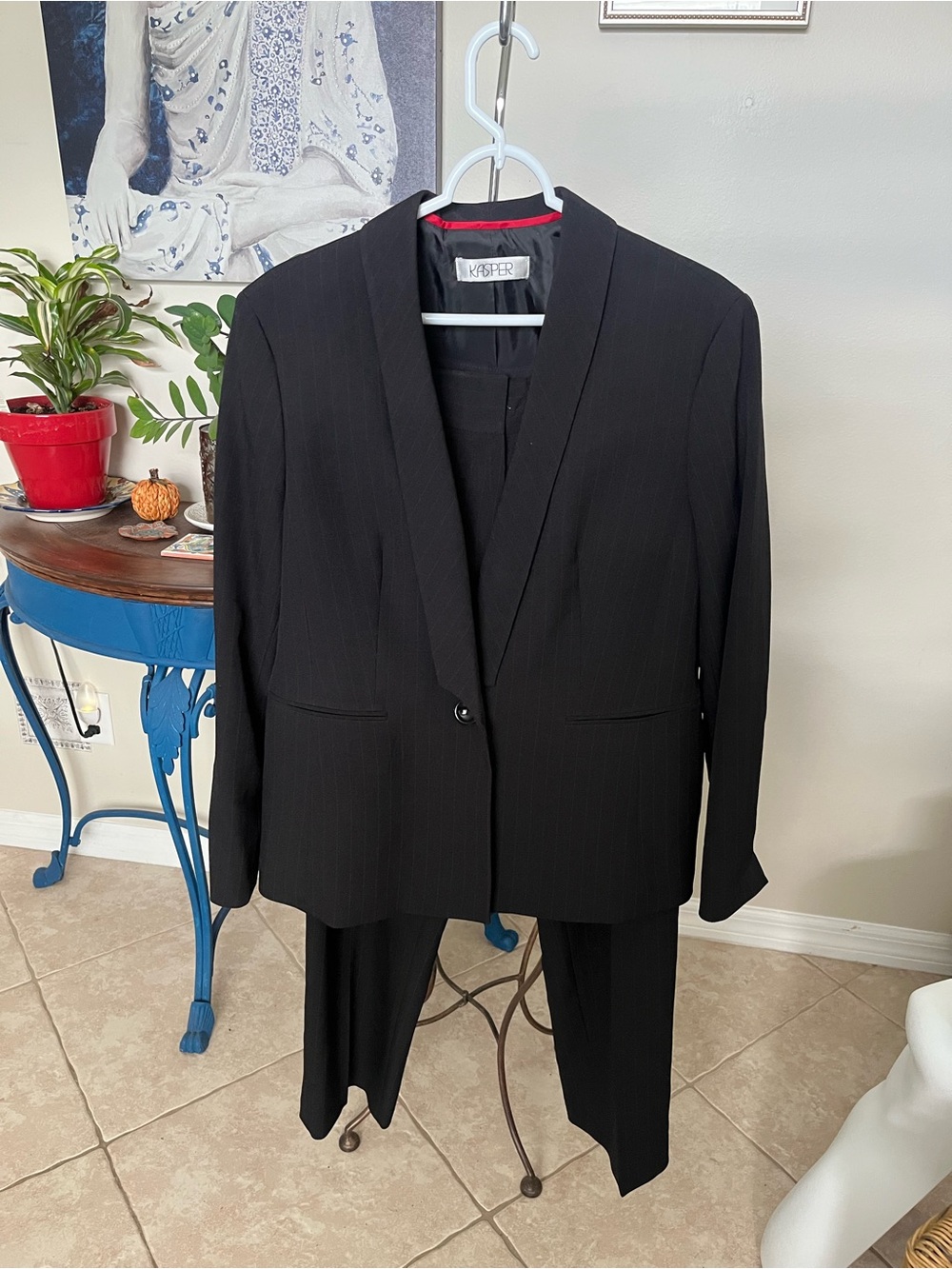 Kasper Black & Red Pinstripe Pants & Blazer Suit Jacket Set - 16